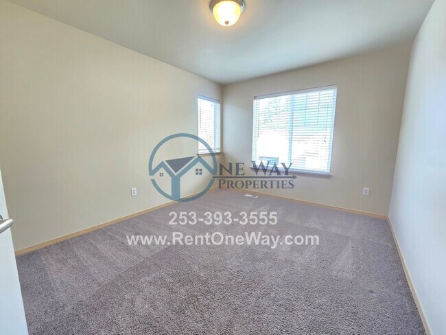 Building Photo - 15410 87th Ave E