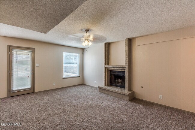 Building Photo - 5448 Colin Powell Ave