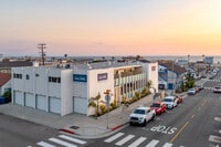 Building Photo - Sea Skiff Apartments