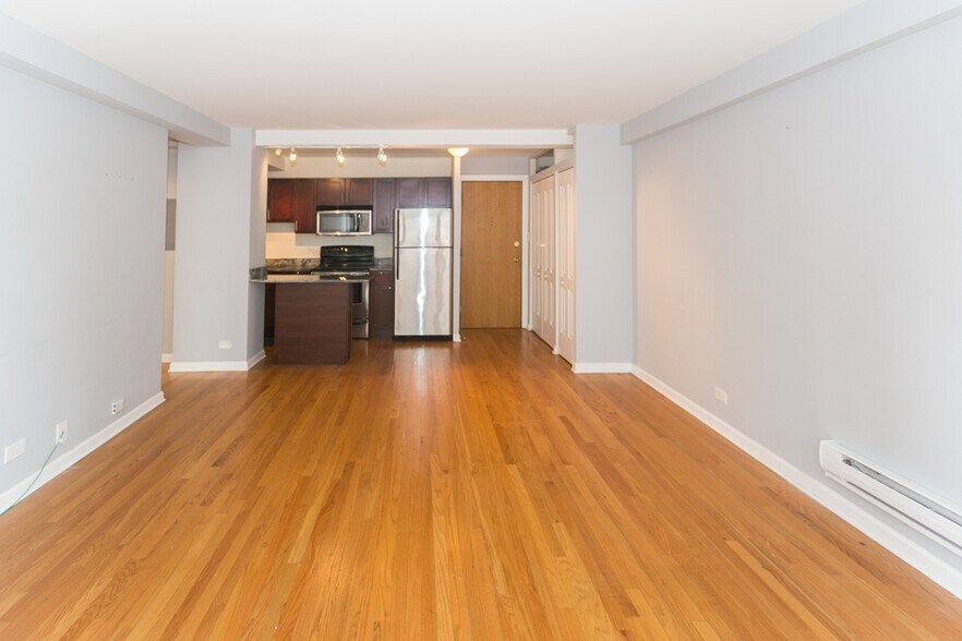 Building Photo - 4180 N Marine Dr