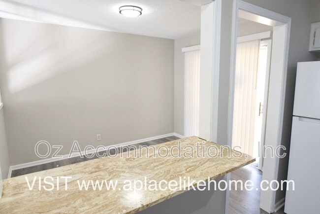 Building Photo - 8206 W 57th Terrace