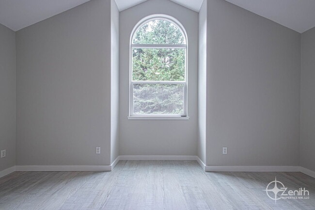 Building Photo - 1328 NW 5th Ave