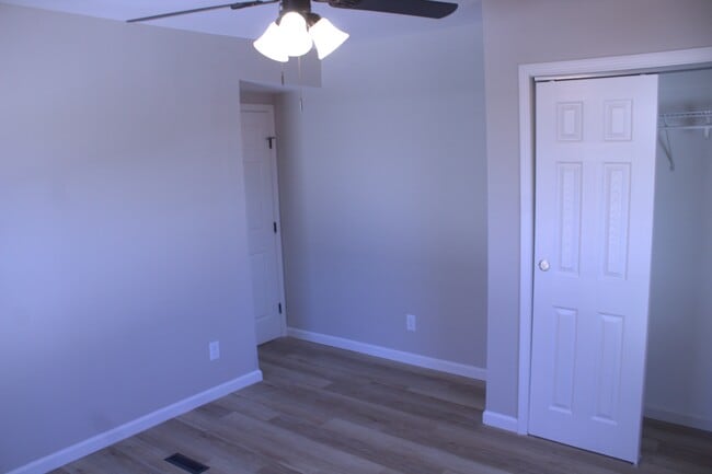 Building Photo - 13070 New Halls Ferry Road