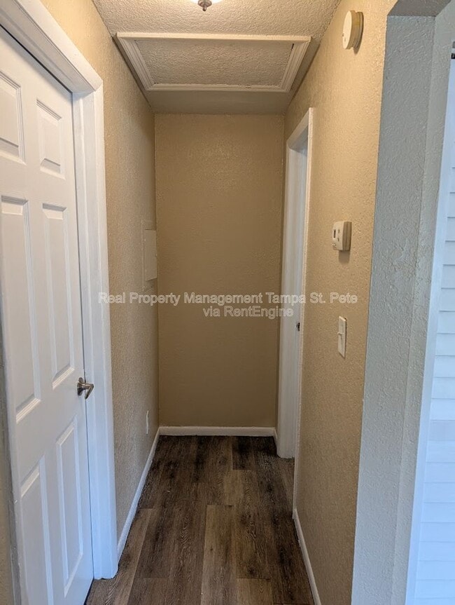 Building Photo - 8429 N 39th St
