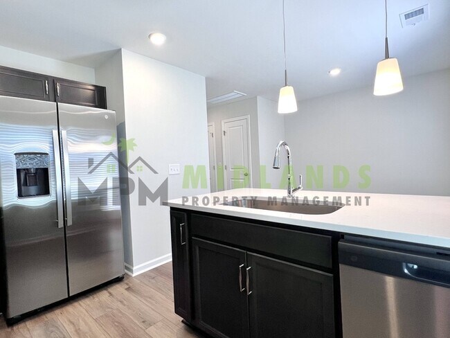 Building Photo - 3068 Harborview Dr