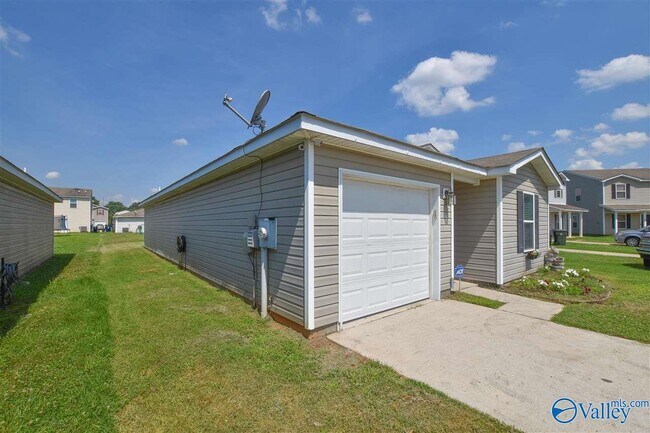 Building Photo - 106 Point Given Ln