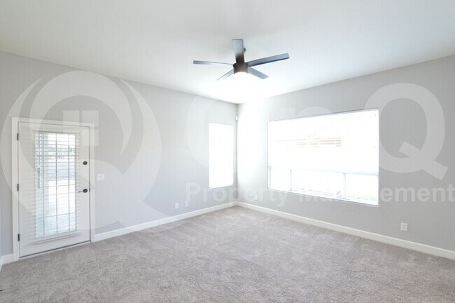 Building Photo - 1312 W Chilton Ave