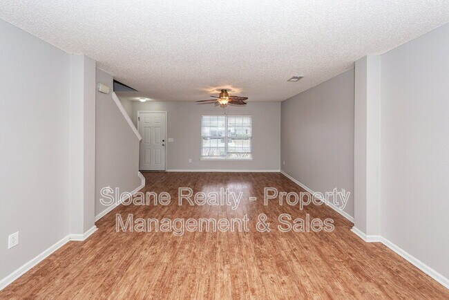 Building Photo - 1118 Deerberry Rd