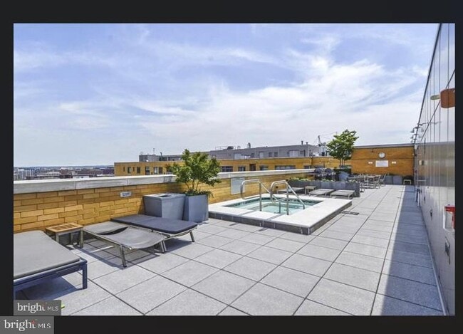Building Photo - 475 K St NW