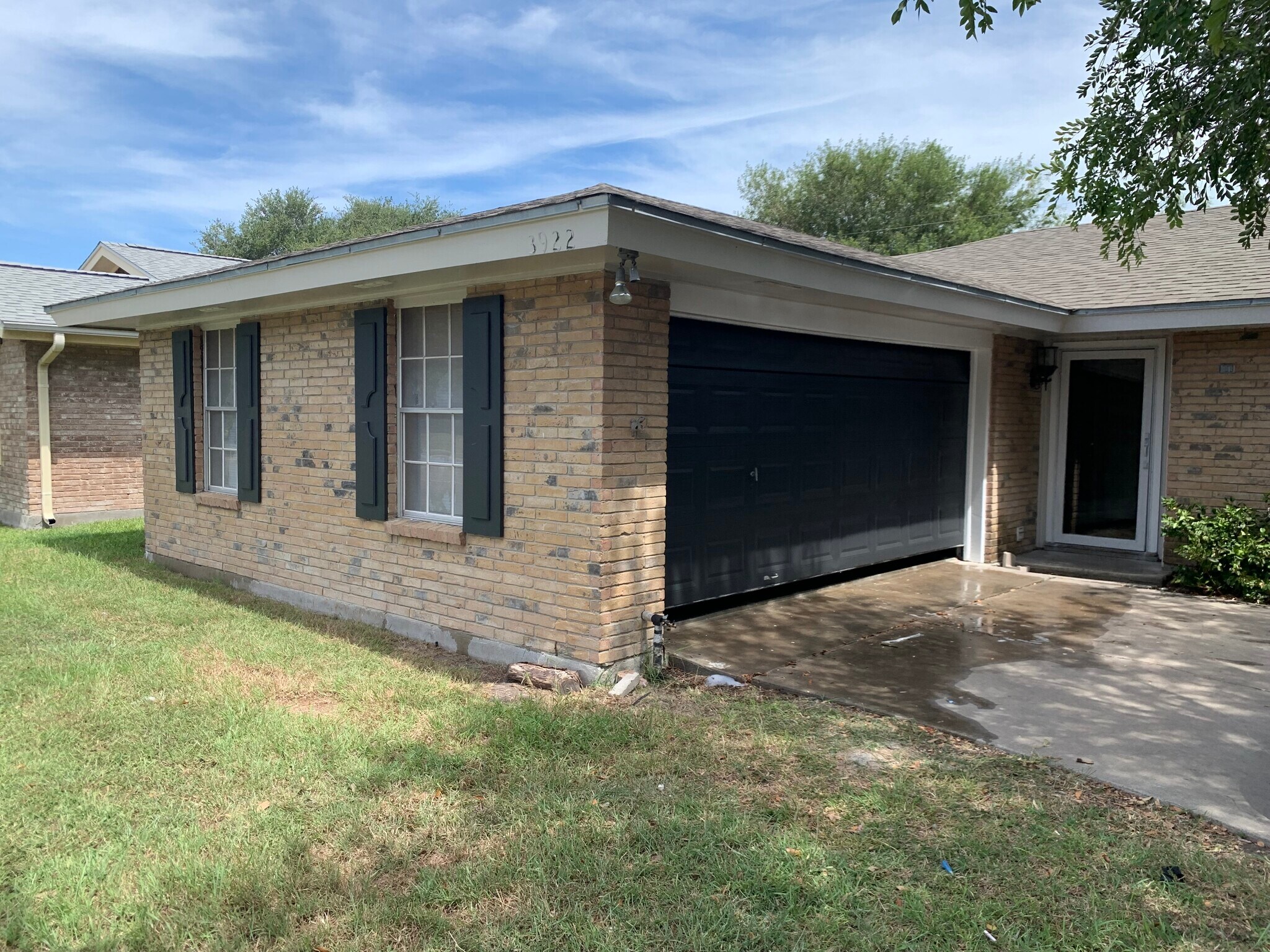 Building Photo - 3922 Wickersham St