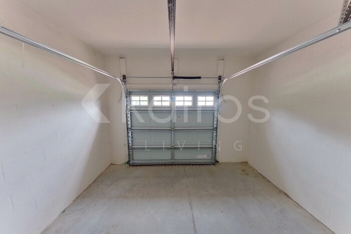 Building Photo - 4411 Paraglider Pl