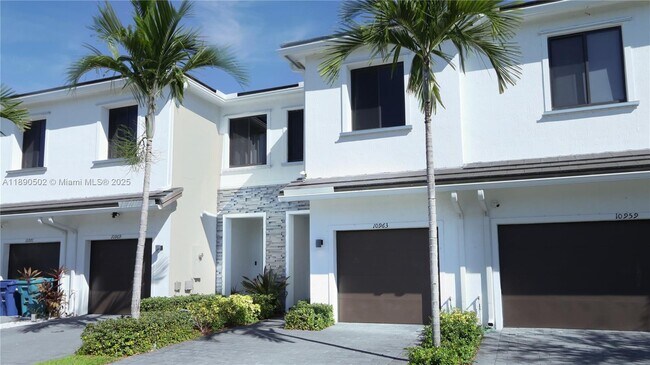 Building Photo - 10963 SW 233rd St