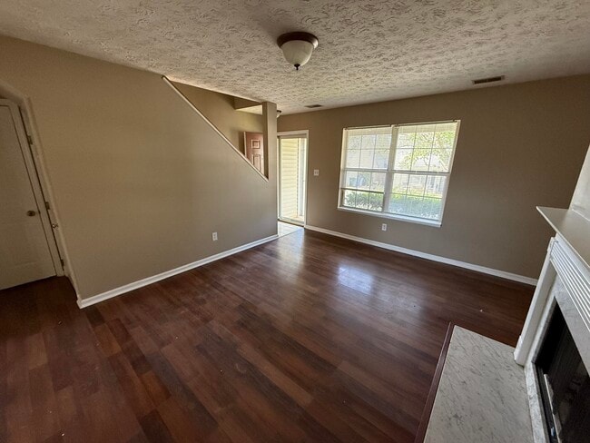 Building Photo - 788 Orlean Cir