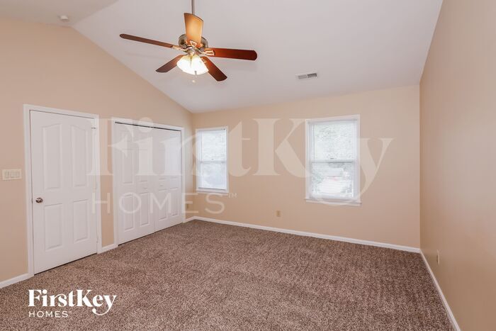 Building Photo - 3506 Brownes Ferry Rd