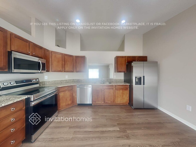 Building Photo - 2709 Oak Hammock Loop