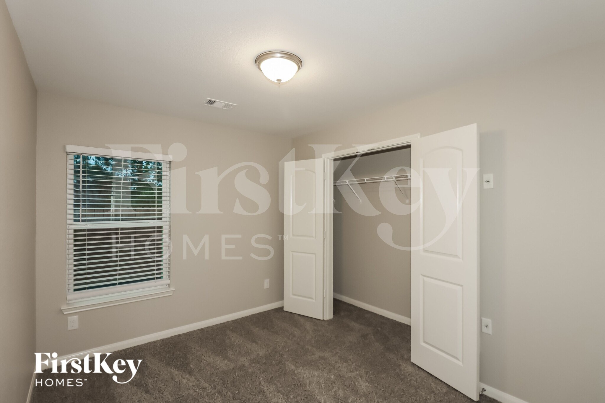 Building Photo - 20703 Solstice Point Dr