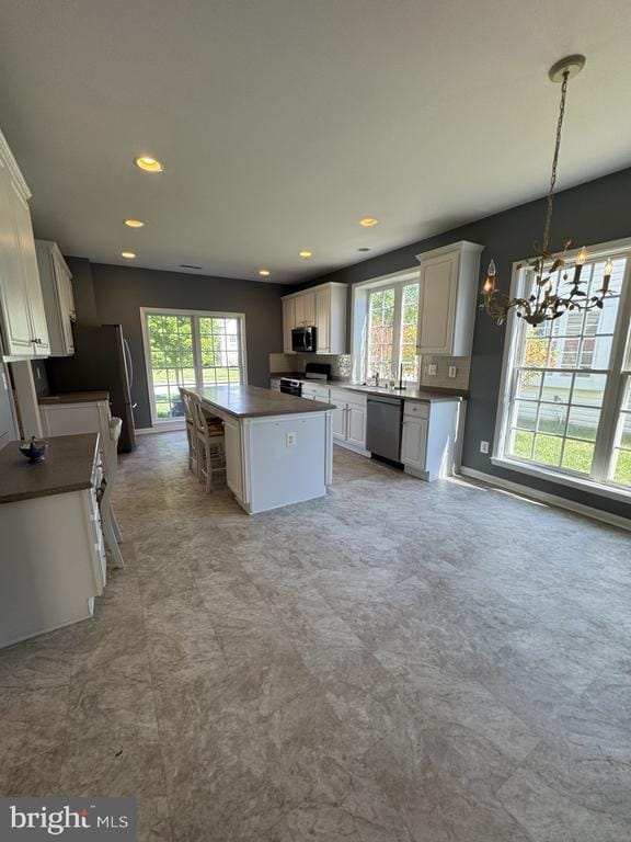 Building Photo - 7482 Jeffreys Way
