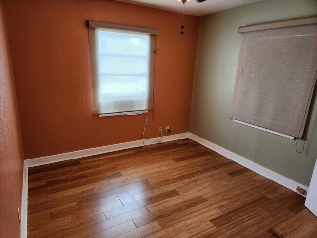 Building Photo - 1807 Church St