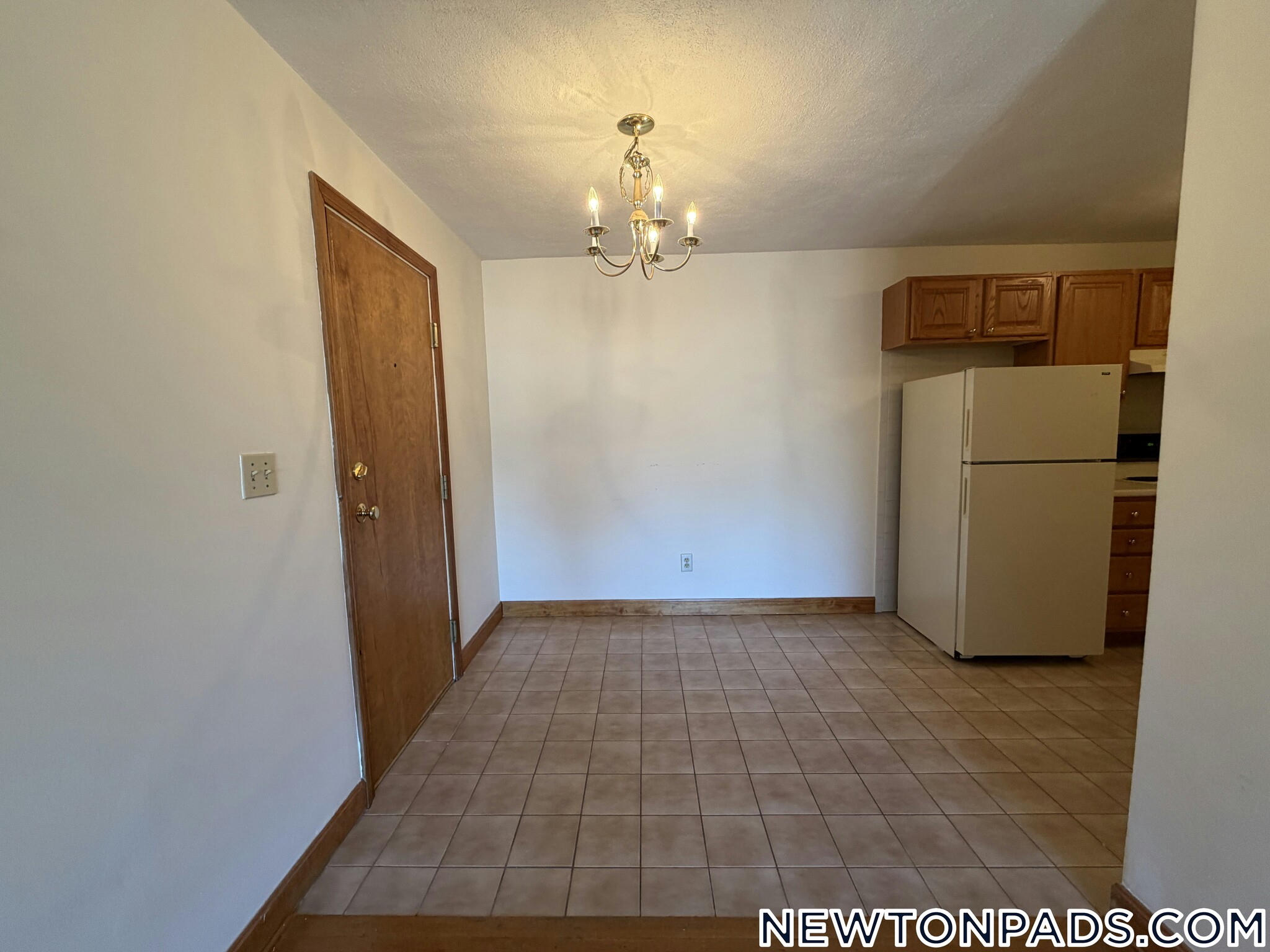 Building Photo - 282 Grove St