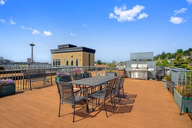 Building Photo - Lake Union View Condo 2 bed Avail 10/1