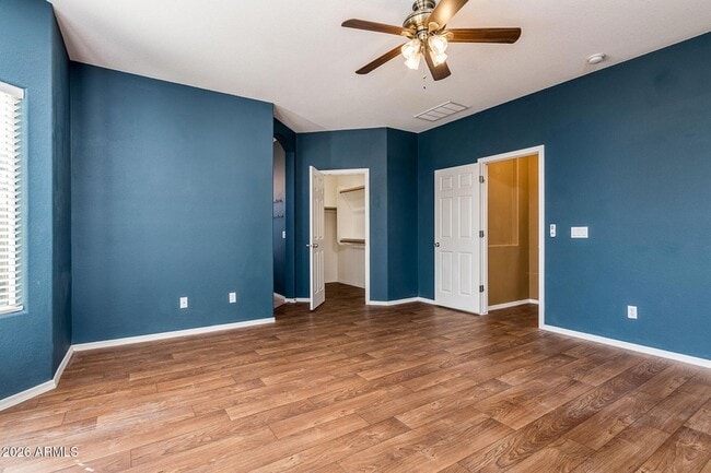 Building Photo - 11851 W Washington St