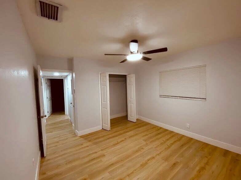 Building Photo - 131 W Atwater Ave
