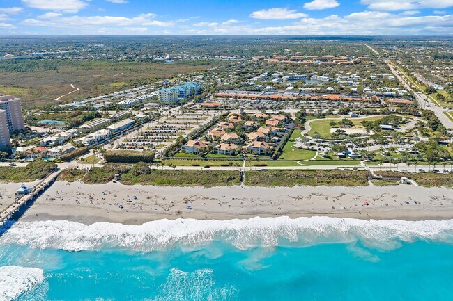 Building Photo - 4161 S US Hwy 1