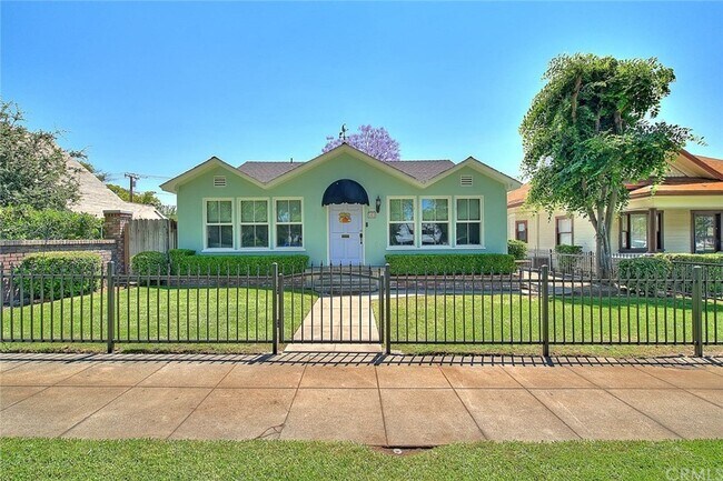 Primary Photo - 560 N Euclid Ave