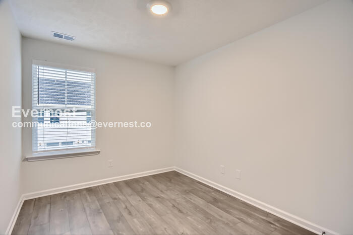 Building Photo - 221 Ansley Wy