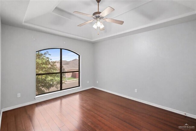 Building Photo - 1509 Maltese St