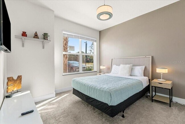 Building Photo - 1385 PEACEFUL Way