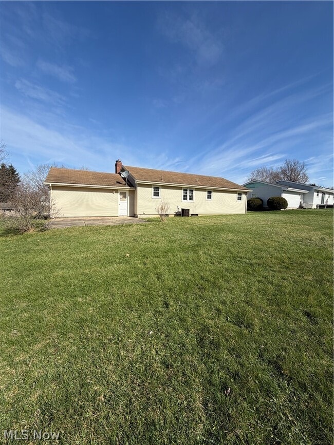 Building Photo - 8615 Chesterton Dr