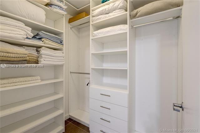 Building Photo - 3301 NE 1st Ave