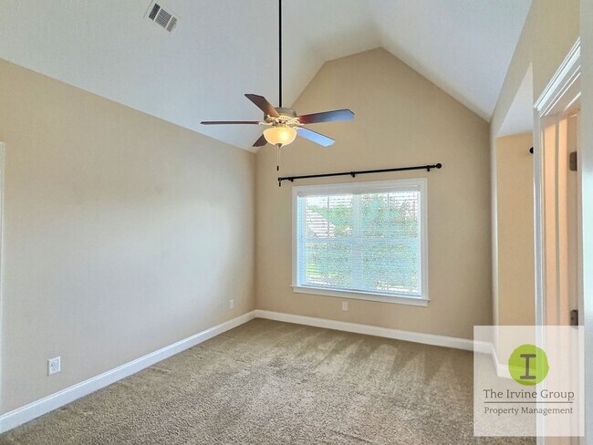 Building Photo - 6 bed, 3.5 bath in Prattville!