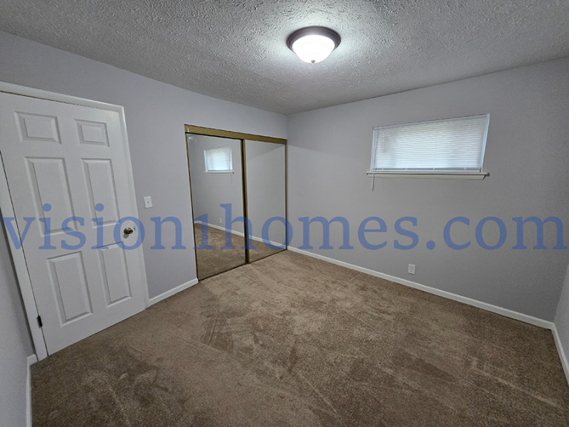 Building Photo - 433 Lewis Blvd