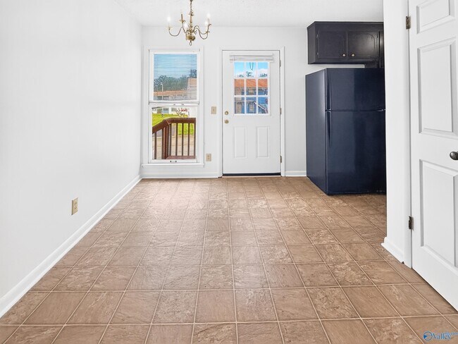 Building Photo - 6209 Friar Tuck Dr NW