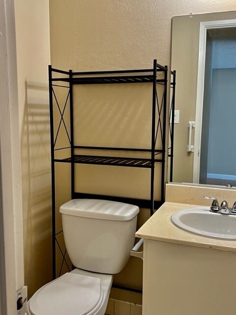 Building Photo - 901 Veterans Dr