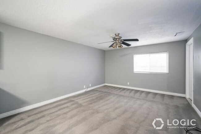 Building Photo - 9385 Tortellini Dr