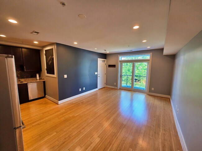Building Photo - 3404 13th St NW