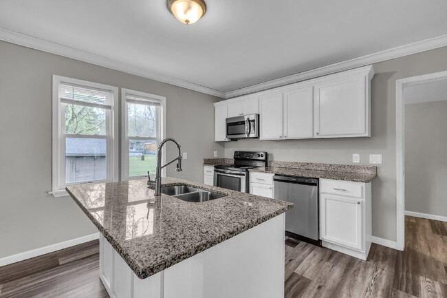 Building Photo - Cozy 2-Bed Home in East Brainerd – Quiet S...