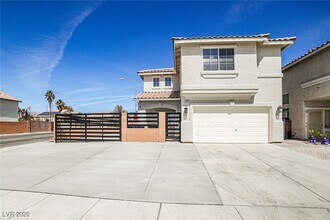 Building Photo - 9456 Rainfall Ave