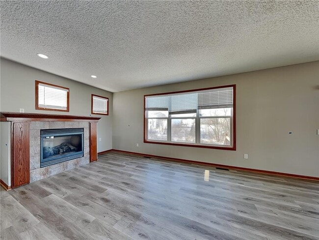 Building Photo - 2248 Longhorn Ln