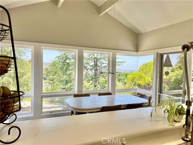 Building Photo - 31561 Pepperwood Ln