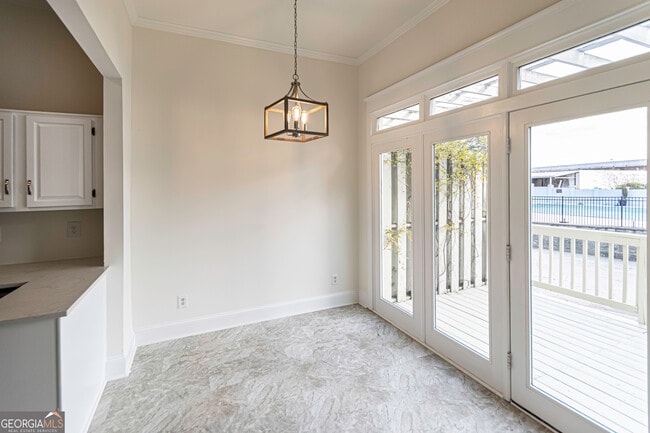 Building Photo - 815 Edgewood Ave NE