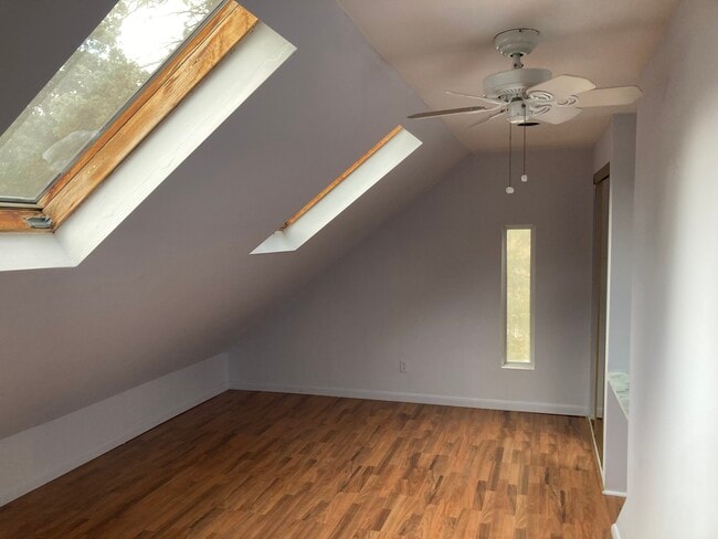 Building Photo - 11 Estwick Pl