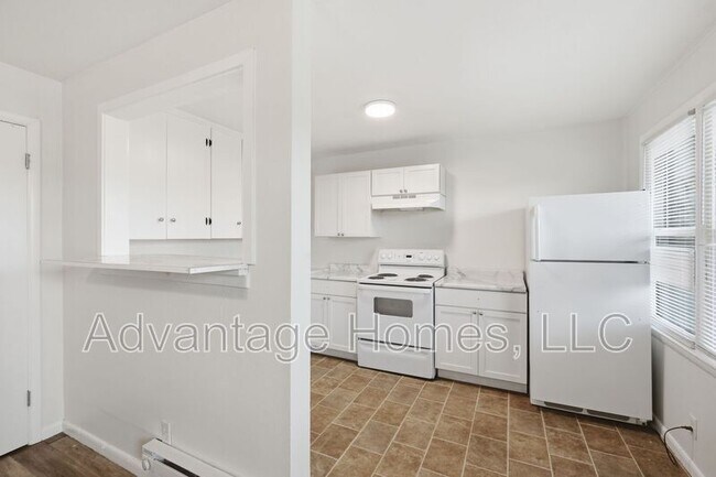 Building Photo - 1007 N Scott Ave