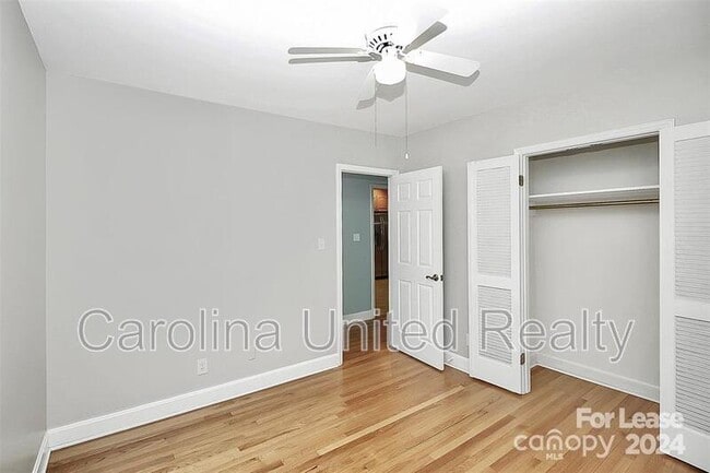 Building Photo - 6908 Lancer Dr