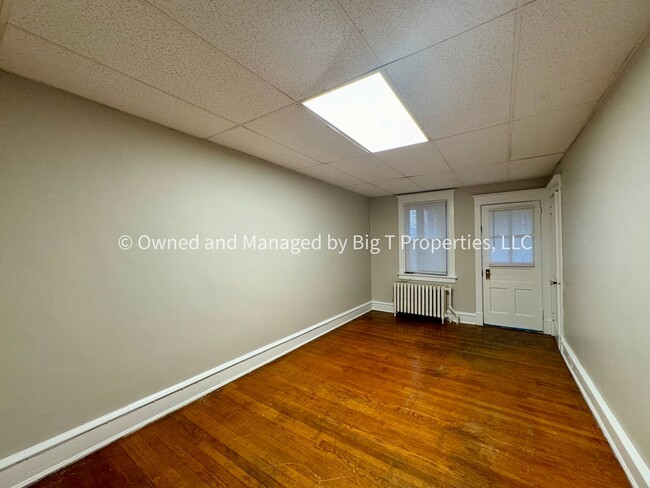 Building Photo - CUTE! 3bd Townhouse in Baynard Village