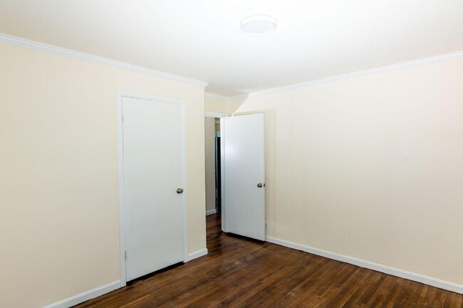 Bedroom 1 - 2226 Cruzen St