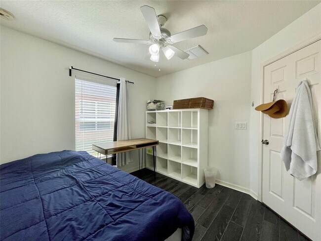 Building Photo - 8227 Midnight Sun Ct